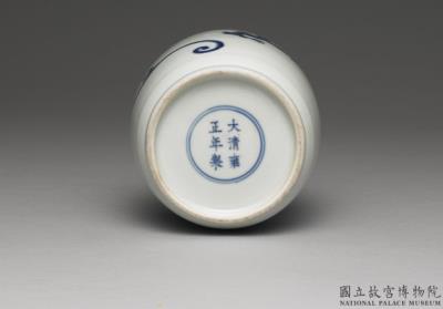 图片[3]-Lidded jar with a dragon in underglaze blue, Qing dynasty, Yongzheng reign (1723-1735)-China Archive